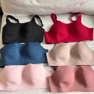 Featherweight Max VS Sports Bra